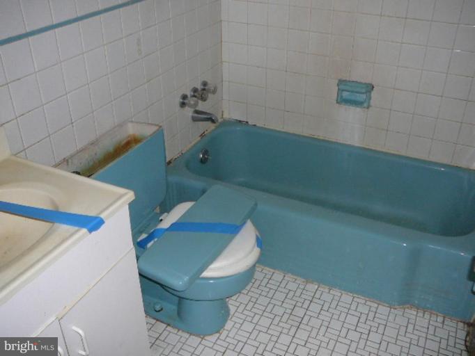 4606 Sharon Road Temple Hills, MD 20748 - Photo 7 of 8 Bath #2