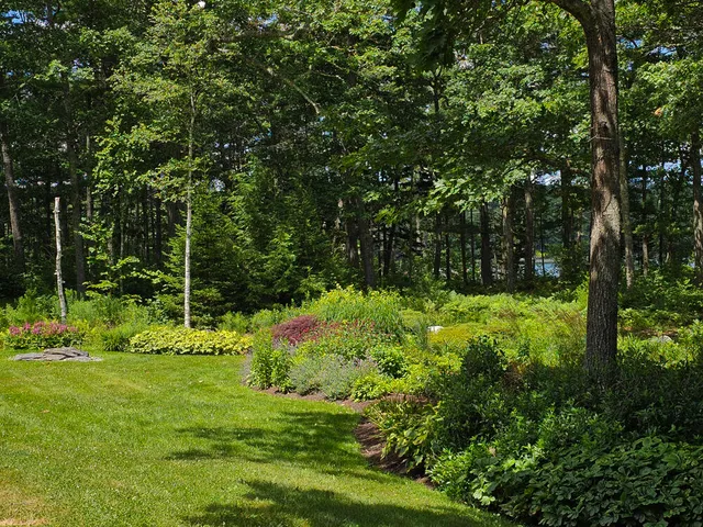 $1,975,000 | 150 Heath Road, Bremen, ME 04551