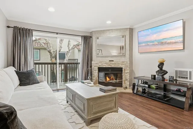 $699,999 | 7702 Caminito Puerto, Unit 204, Carlsbad, CA 92009
