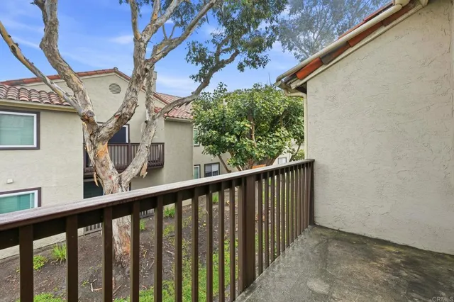 $699,999 | 7702 Caminito Puerto, Unit 204, Carlsbad, CA 92009