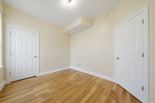 $2,700 | 4742 North Sawyer Avenue, Unit 2, Chicago, IL 60625