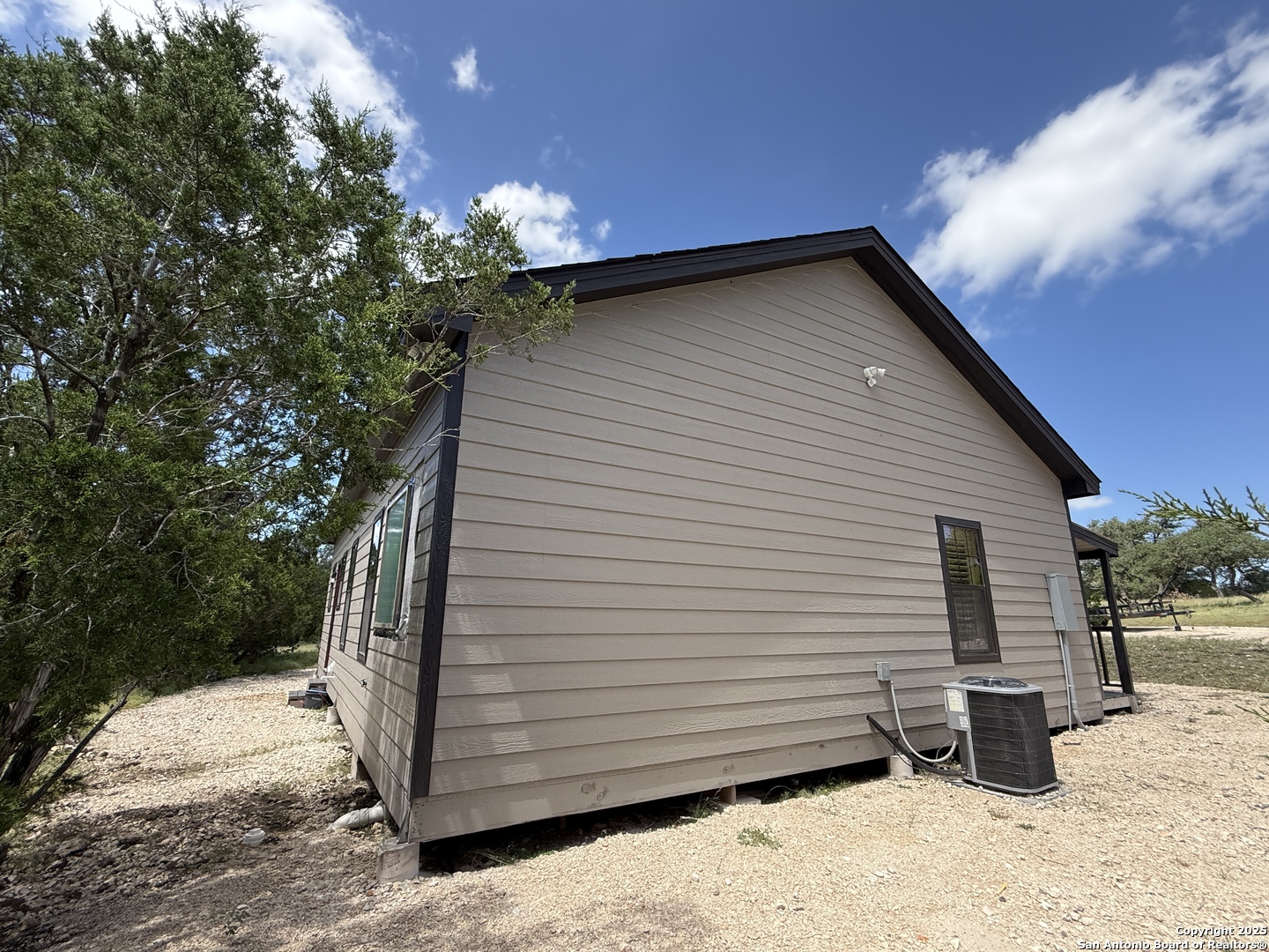 1540 Rough Rider Road Junction, TX 76874 - Photo 27 of 31 a backyard of a house