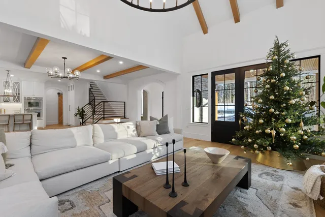 $5,650,000 | 113 Linden Street, Exeter, NH 03833