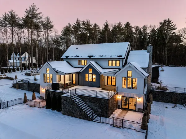 $5,650,000 | 113 Linden Street, Exeter, NH 03833