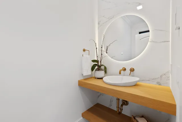 $5,650,000 | 113 Linden Street, Exeter, NH 03833