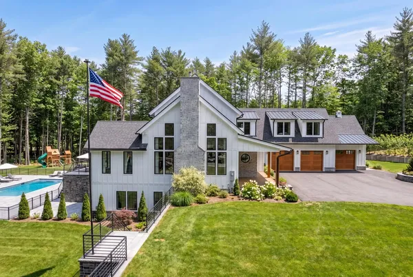 $5,650,000 | 113 Linden Street, Exeter, NH 03833