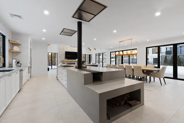 $5,650,000 | 113 Linden Street, Exeter, NH 03833