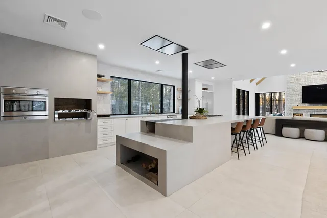 $5,650,000 | 113 Linden Street, Exeter, NH 03833