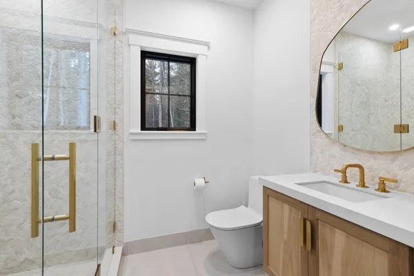 $5,650,000 | 113 Linden Street, Exeter, NH 03833