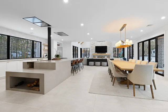 $5,650,000 | 113 Linden Street, Exeter, NH 03833