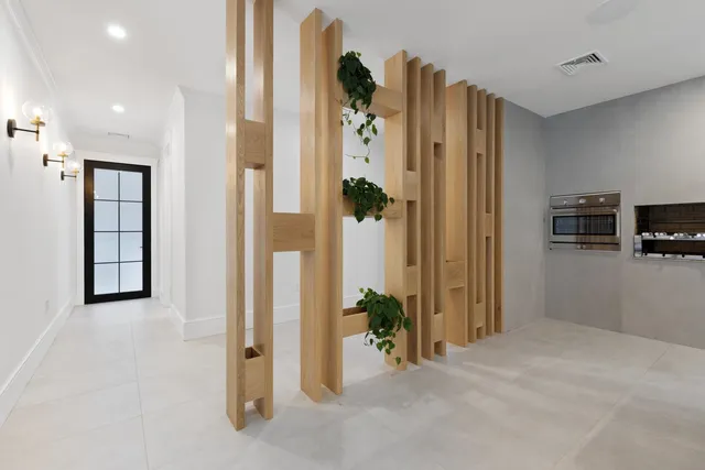 $5,650,000 | 113 Linden Street, Exeter, NH 03833