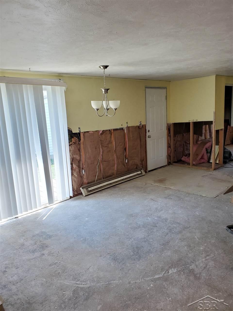 290 Lee Road Beaverton, MI 48612 - Photo 7 of 18 50020228-6.JPG