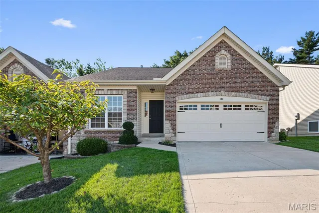 $390,000 | 1017 Windsor Crest Court, Cottleville, MO 63376