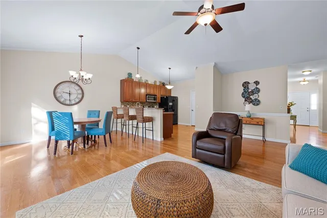 $390,000 | 1017 Windsor Crest Court, Cottleville, MO 63376