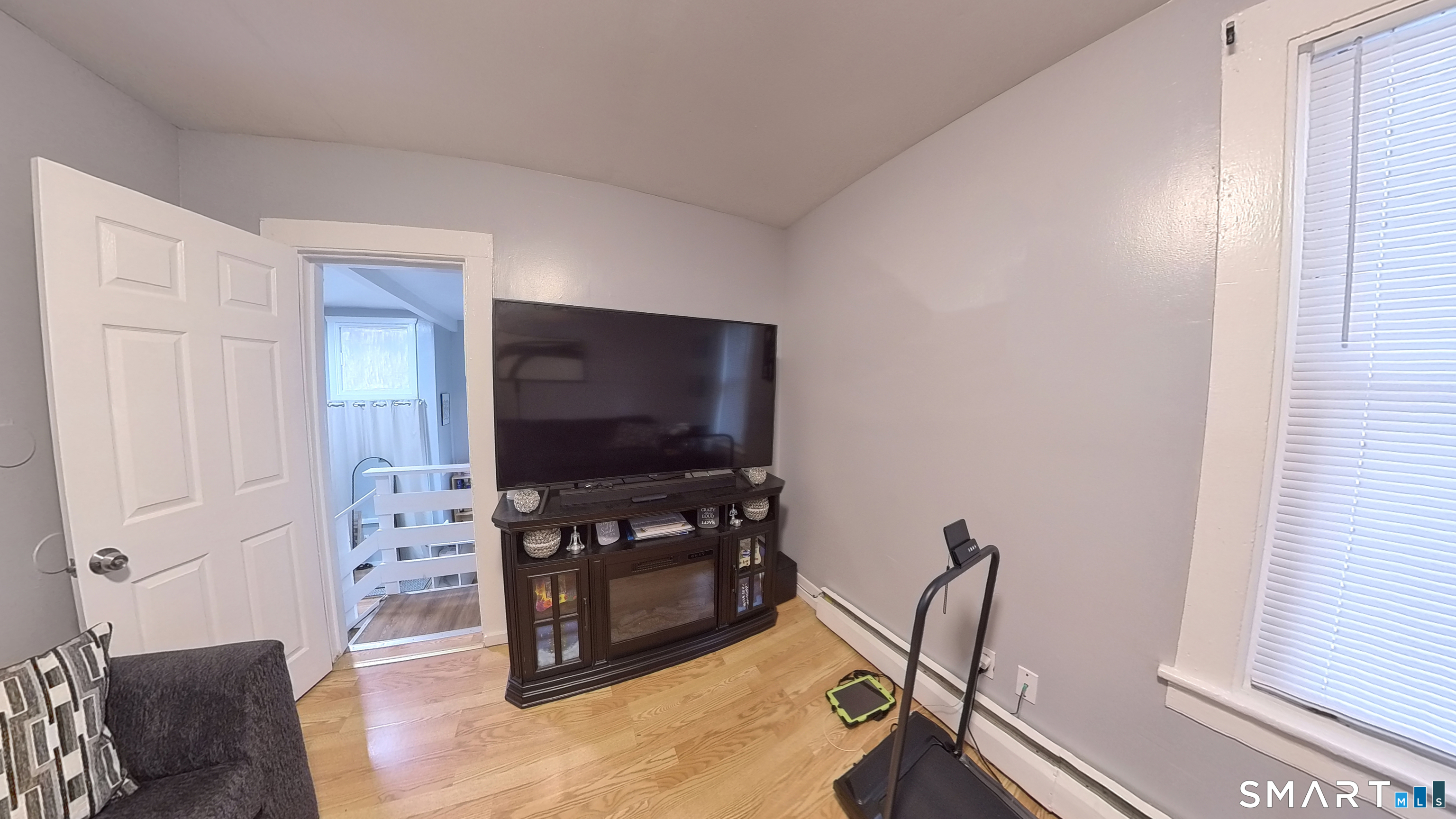 126 Willow Street Meriden, CT 06450 - Photo 13 of 39
