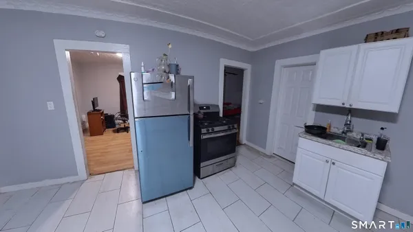 $385,000 | 126 Willow Street, Meriden, CT 06450