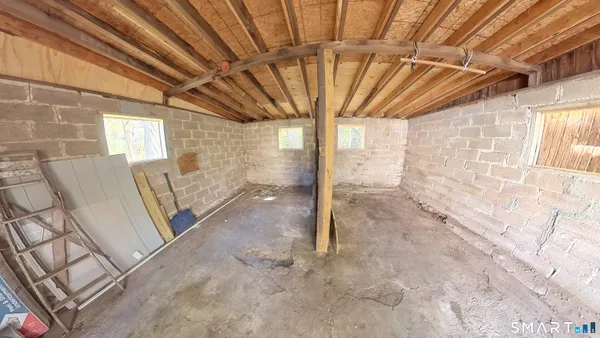 $385,000 | 126 Willow Street, Meriden, CT 06450