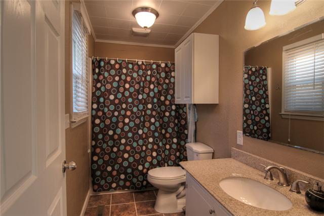 4038 Confederate Road Murfreesboro, TN 37128 - Photo 12 of 16 2nd Full Bath w/tile floors