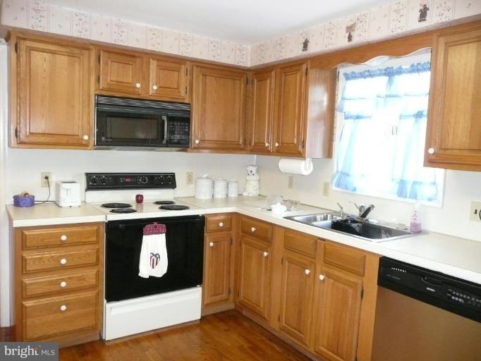 1643 Sulphur Springs Road Inwood, WV 25428 - Photo 6 of 15 Kitchen #3