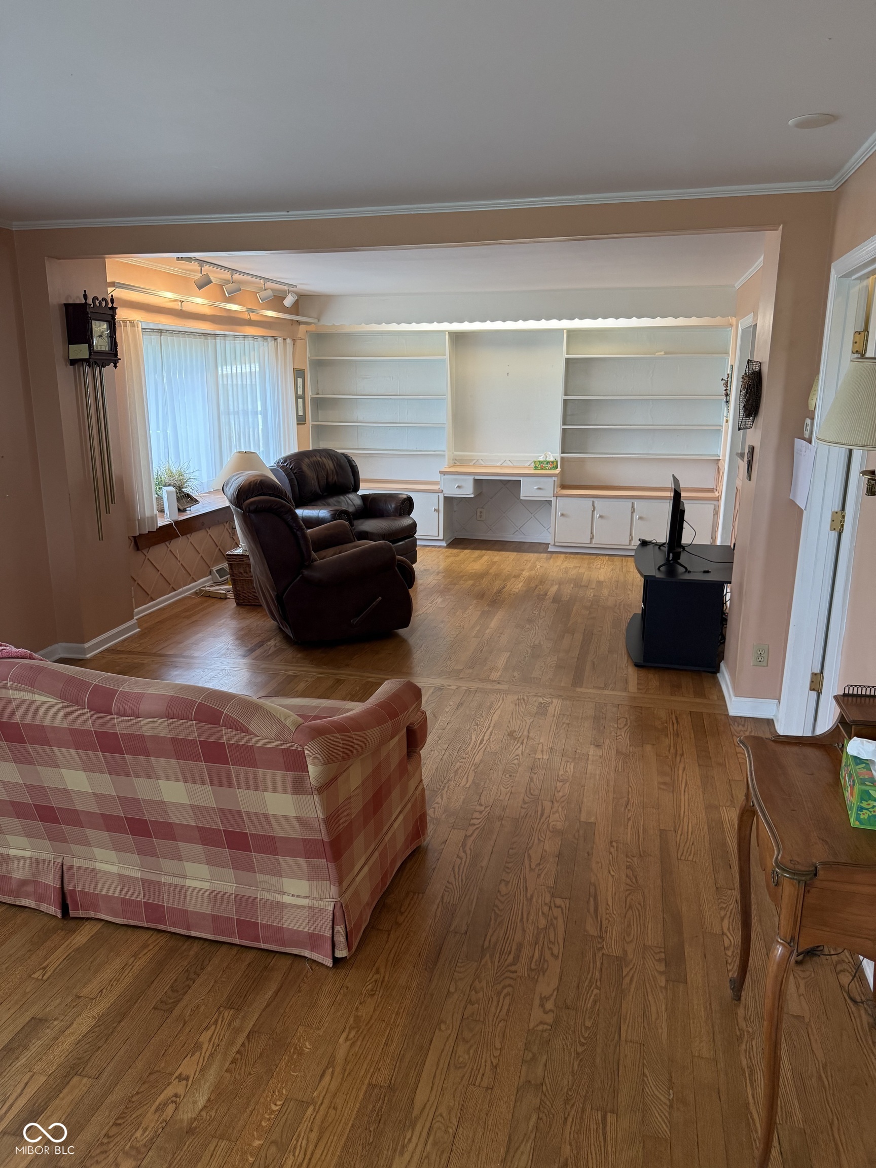 7638 South Carroll Road Indianapolis, IN 46259 - Photo 7 of 26 Gallery Image 7