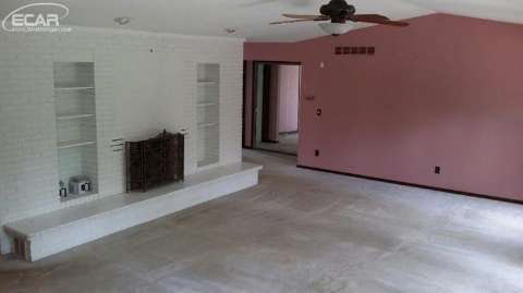 2106 South State Road Davison, MI 48423 - Photo 14 of 31 20439198-13.JPG