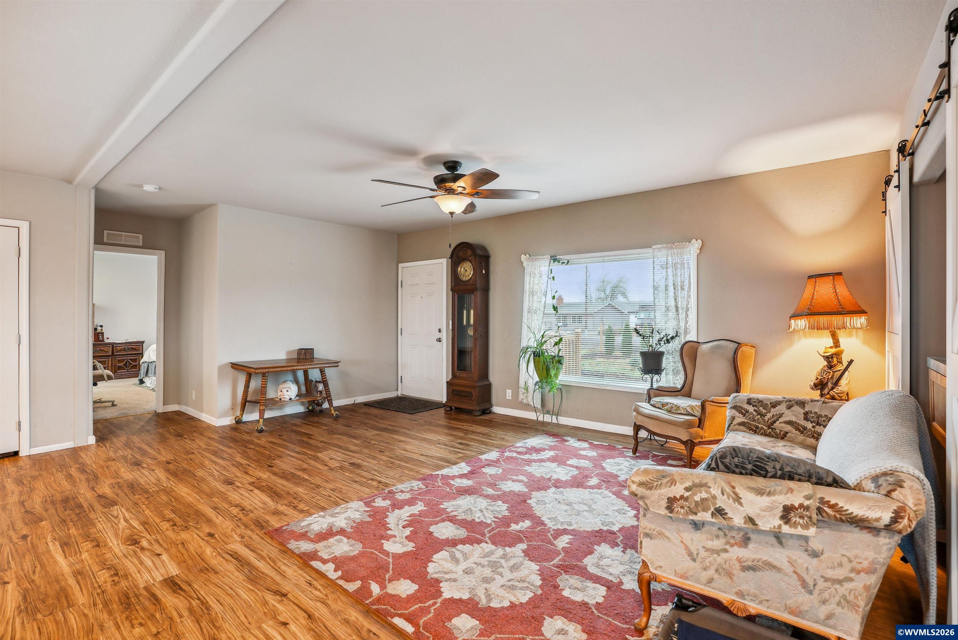 2690 Stoltz Hill Road Lebanon, OR 97355 - Photo 8 of 22