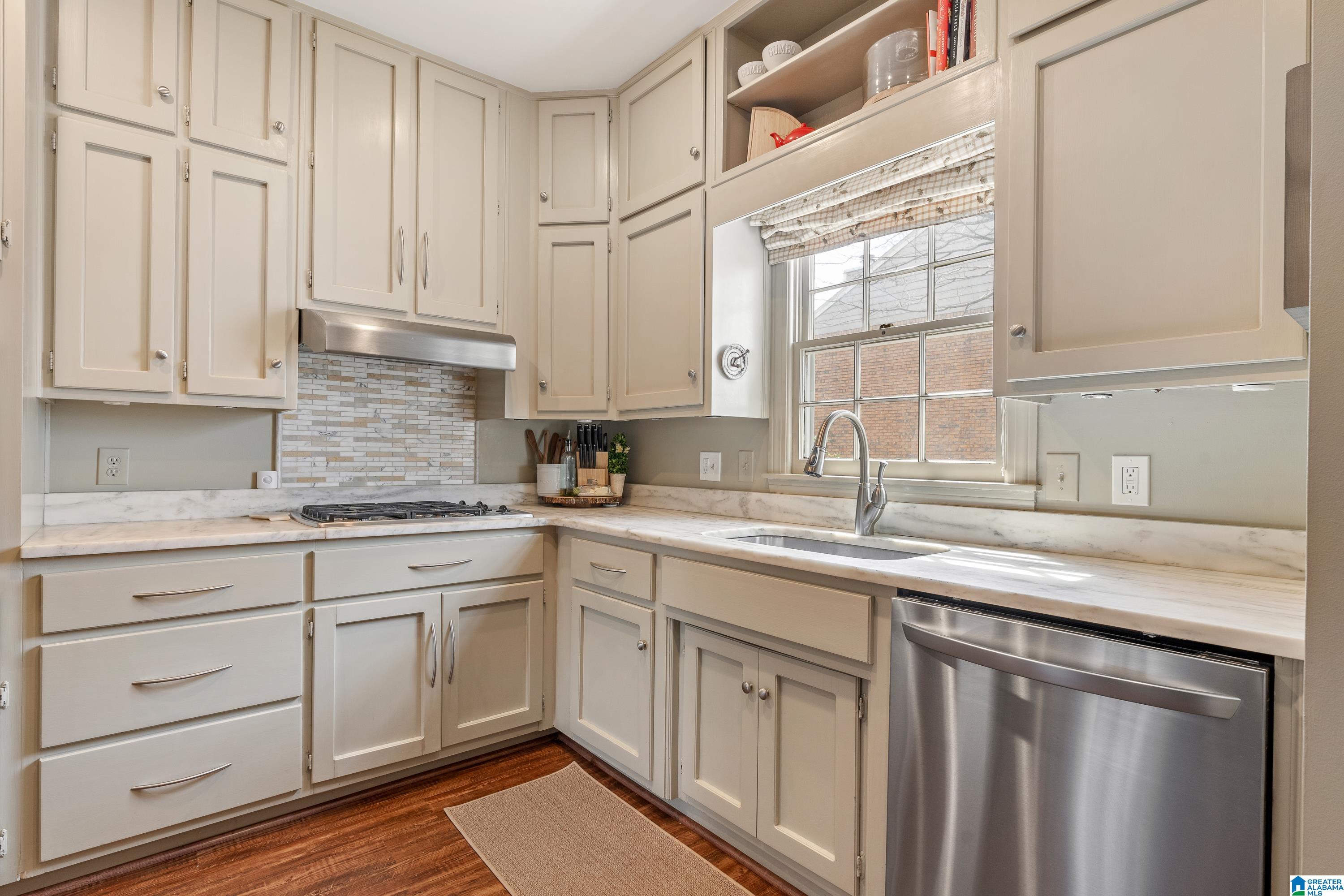 1227 33rd Street South, Unit B Birmingham, AL 35205 - Photo 5 of 64
