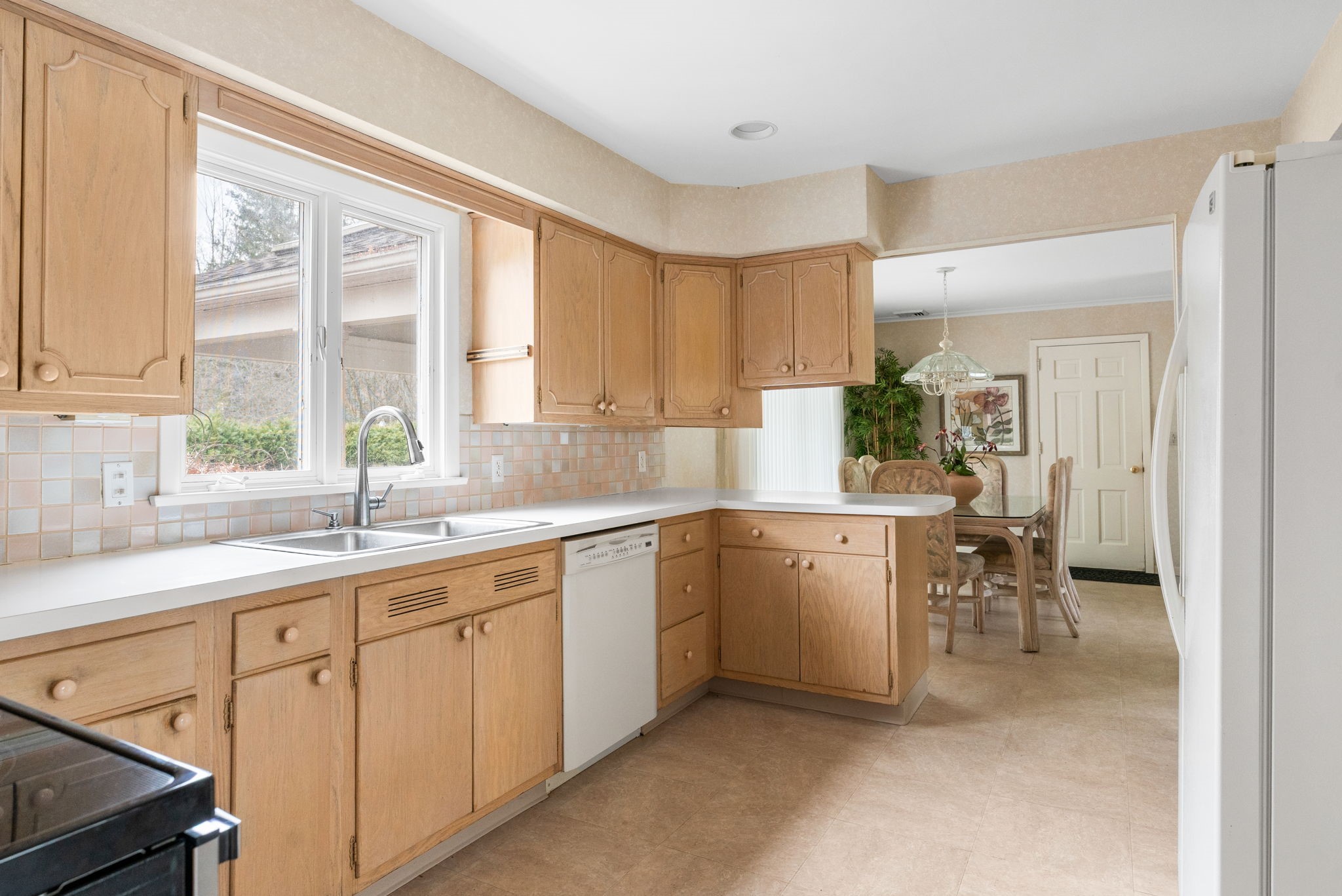 605 Murray Hill Road Vestal, NY 13850 - Photo 9 of 49