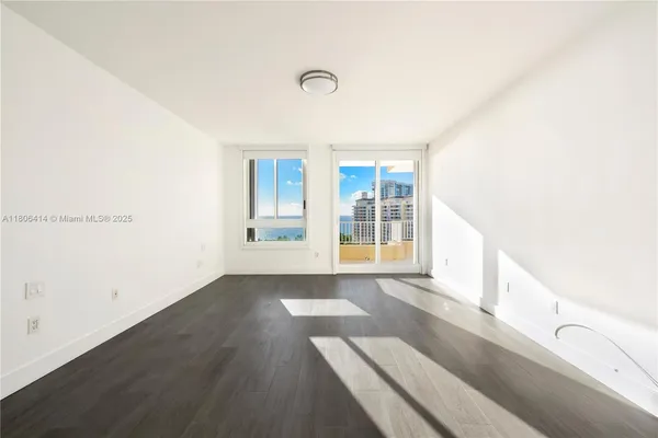 $15,000 | 781 Crandon Boulevard, Unit 1404, Key Biscayne, FL 33149