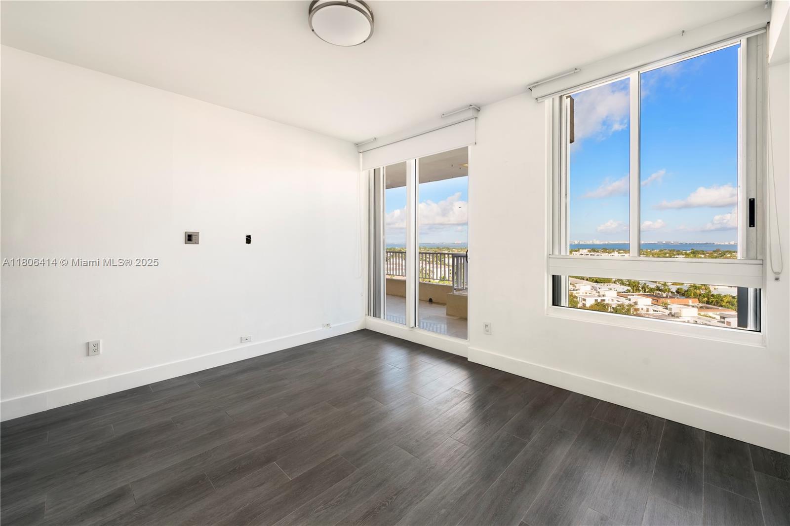 781 Crandon Boulevard, Unit 1404 Key Biscayne, FL 33149 - Photo 13 of 20