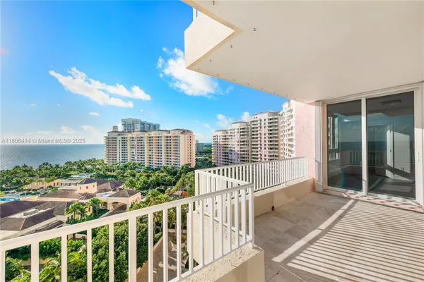$15,000 | 781 Crandon Boulevard, Unit 1404, Key Biscayne, FL 33149