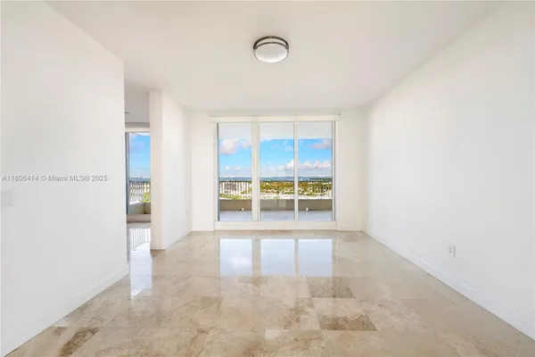 $15,000 | 781 Crandon Boulevard, Unit 1404, Key Biscayne, FL 33149