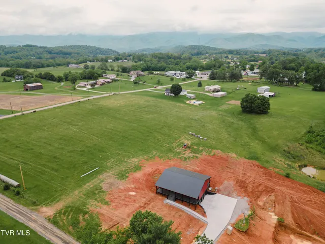 $450,000 | 105 Ottinger Lane, Chuckey, TN 37641