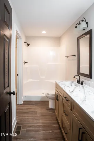 $450,000 | 105 Ottinger Lane, Chuckey, TN 37641