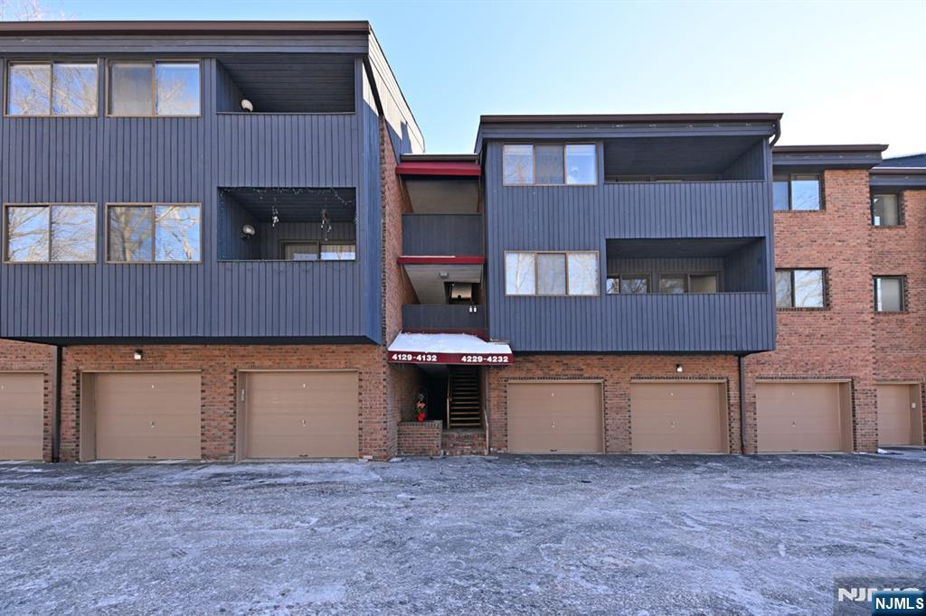 4231 Hilltop Road Mahwah, NJ 07430 - Photo 28 of 29