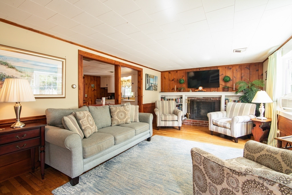 75 Susan Ruth Road Dennis, MA 02639 - Photo 5 of 31