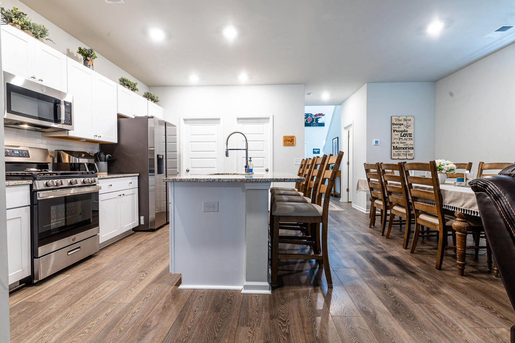 496 Minim Street Charleston, SC 29414 - Photo 8 of 40 CB-37