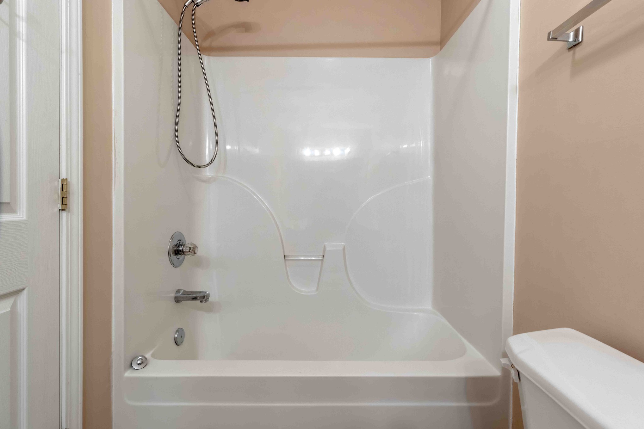 407 Filmore Road Oak Grove, KY 42262 - Photo 16 of 25 a bathroom with a shower and a white bath tub