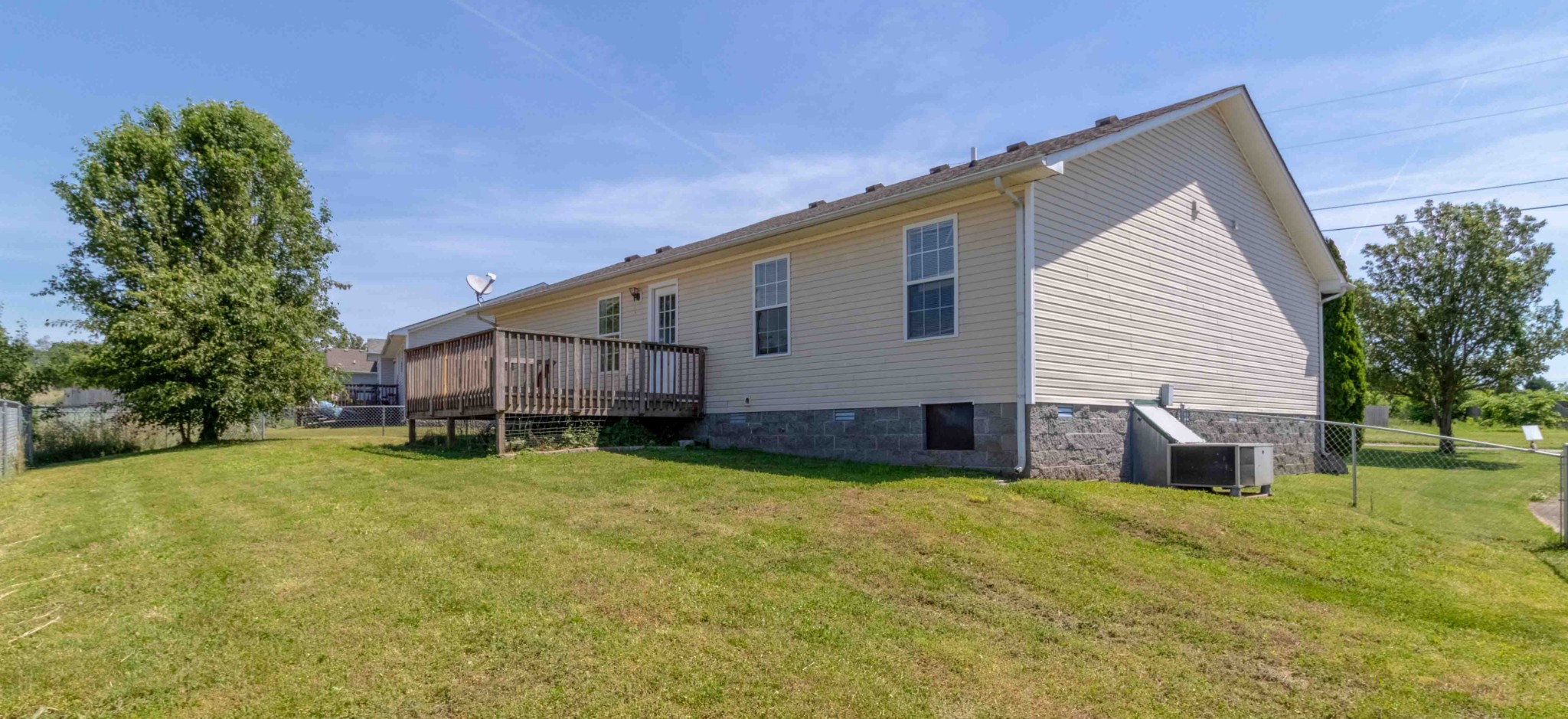407 Filmore Road Oak Grove, KY 42262 - Photo 24 of 25 a view of a house with a yard