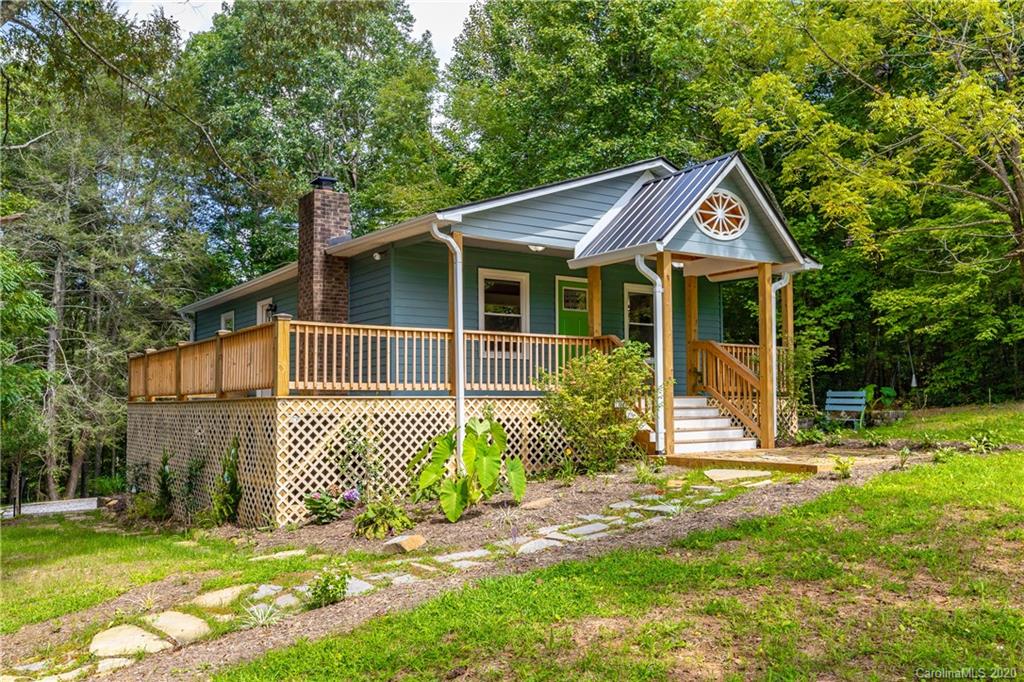 381 Pole Miller Road Brevard, NC 28712 - Photo 2 of 33 Gallery Image 2