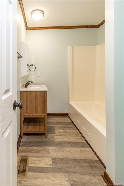 381 Pole Miller Road Brevard, NC 28712 - Photo 15 of 33 Gallery Image 15