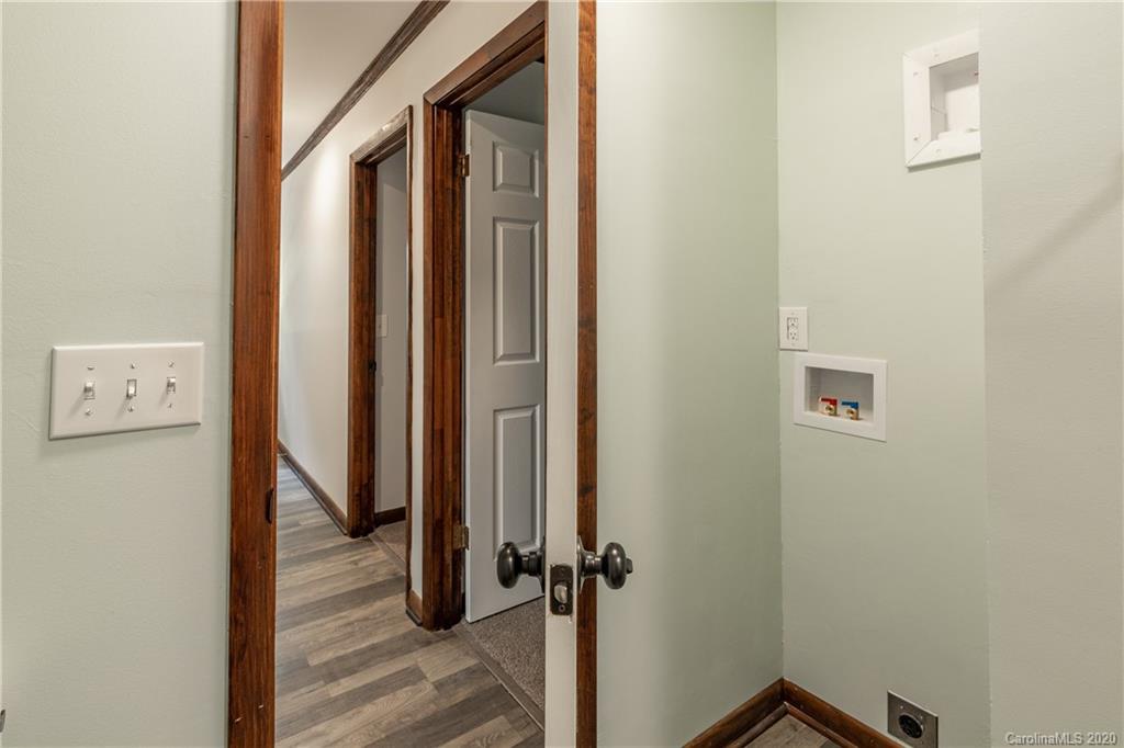381 Pole Miller Road Brevard, NC 28712 - Photo 16 of 33 Gallery Image 16