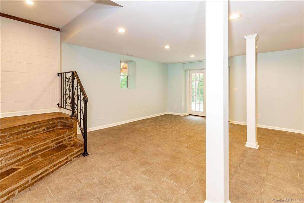 381 Pole Miller Road Brevard, NC 28712 - Photo 22 of 33 Gallery Image 22