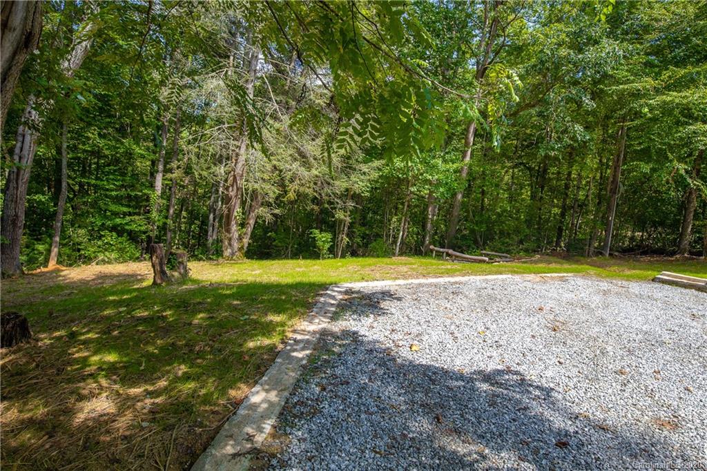 381 Pole Miller Road Brevard, NC 28712 - Photo 29 of 33 Gallery Image 29
