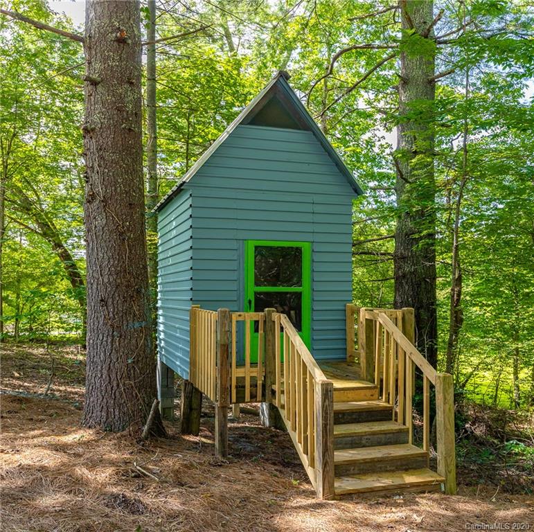 381 Pole Miller Road Brevard, NC 28712 - Photo 32 of 33 Gallery Image 32
