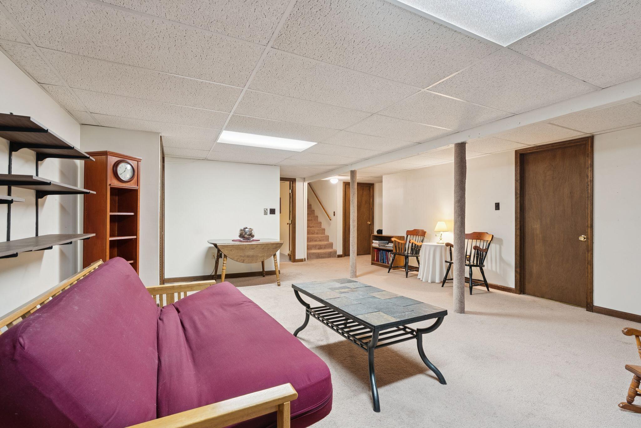 66 Rustic Lane Portland, ME 04103 - Photo 22 of 32 Family Room