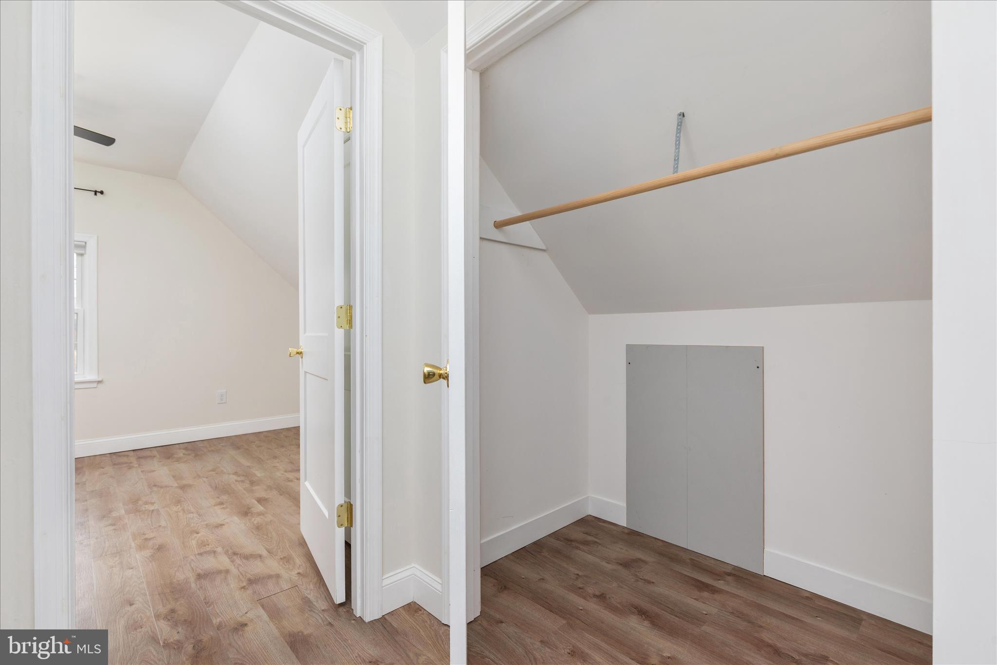 5655 Strasburg Road Strasburg, VA 22657 - Photo 28 of 85 a view of an entryway with hallway
