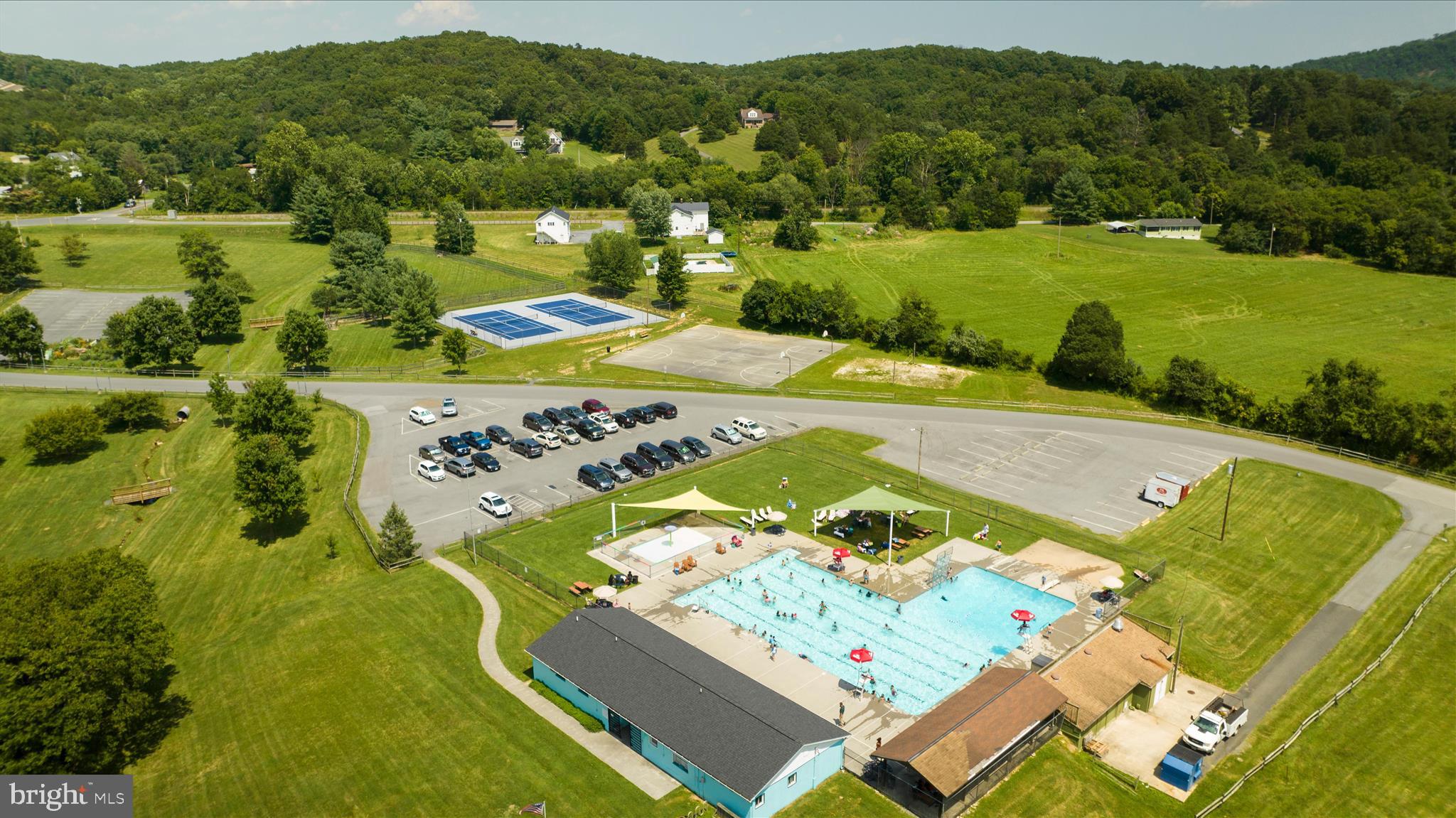 5655 Strasburg Road Strasburg, VA 22657 - Photo 71 of 85 Strasburg Pool