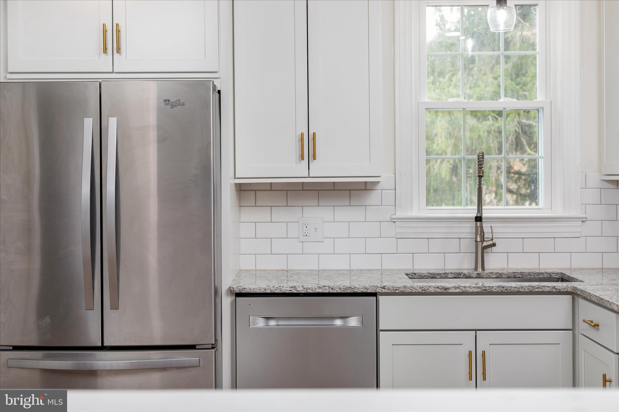 5655 Strasburg Road Strasburg, VA 22657 - Photo 9 of 84 Back splash