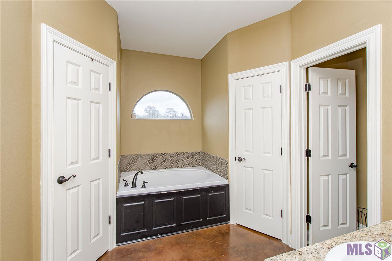 11503 Denham Road Gonzales, LA 70737 - Photo 14 of 28 Gallery Image 14